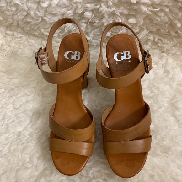 Gianni Bini Platform Heels - Picture 6 of 6